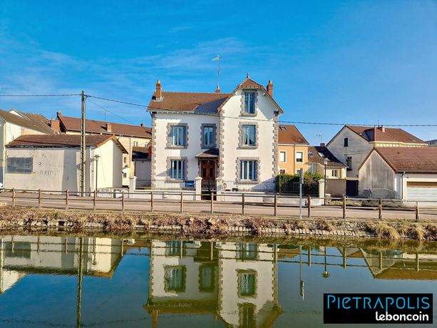 Maison 7 pièces 190 m²