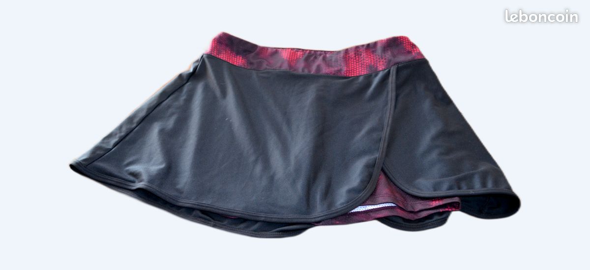 Jupe-short DOMYOS noire et rose (image 1)