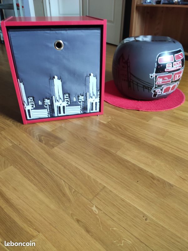 Cube de rangeemnt et pouf (image 2)