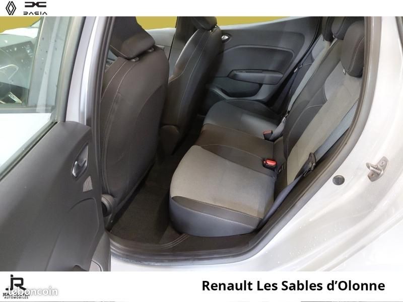 Renault Clio 1.6 E-Tech 145ch full hybrid Evolution - 24 (image 4)