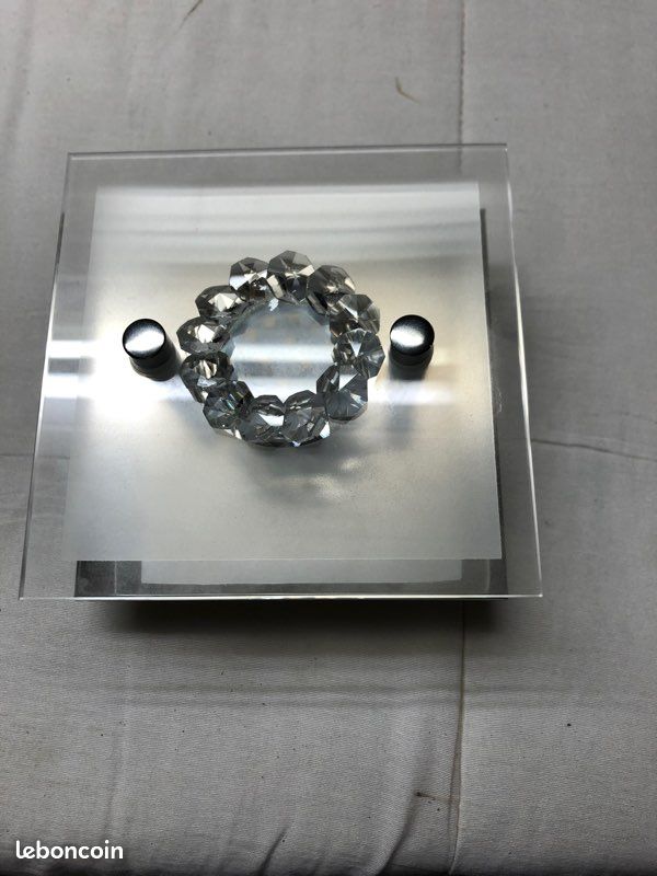 Luminaire plafonnier (image 1)