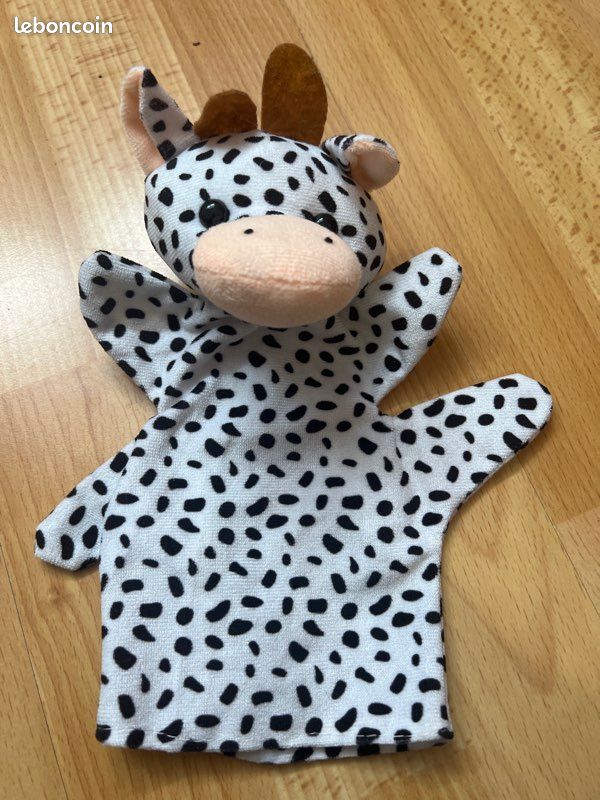 Marionnette vache tissu (image 1)