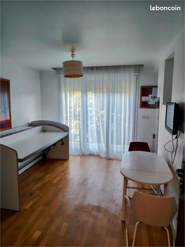 Appartement 1 pièce 20 m² · à Saint-Maur-des-Fossés · 20 m² · 750 €/mois