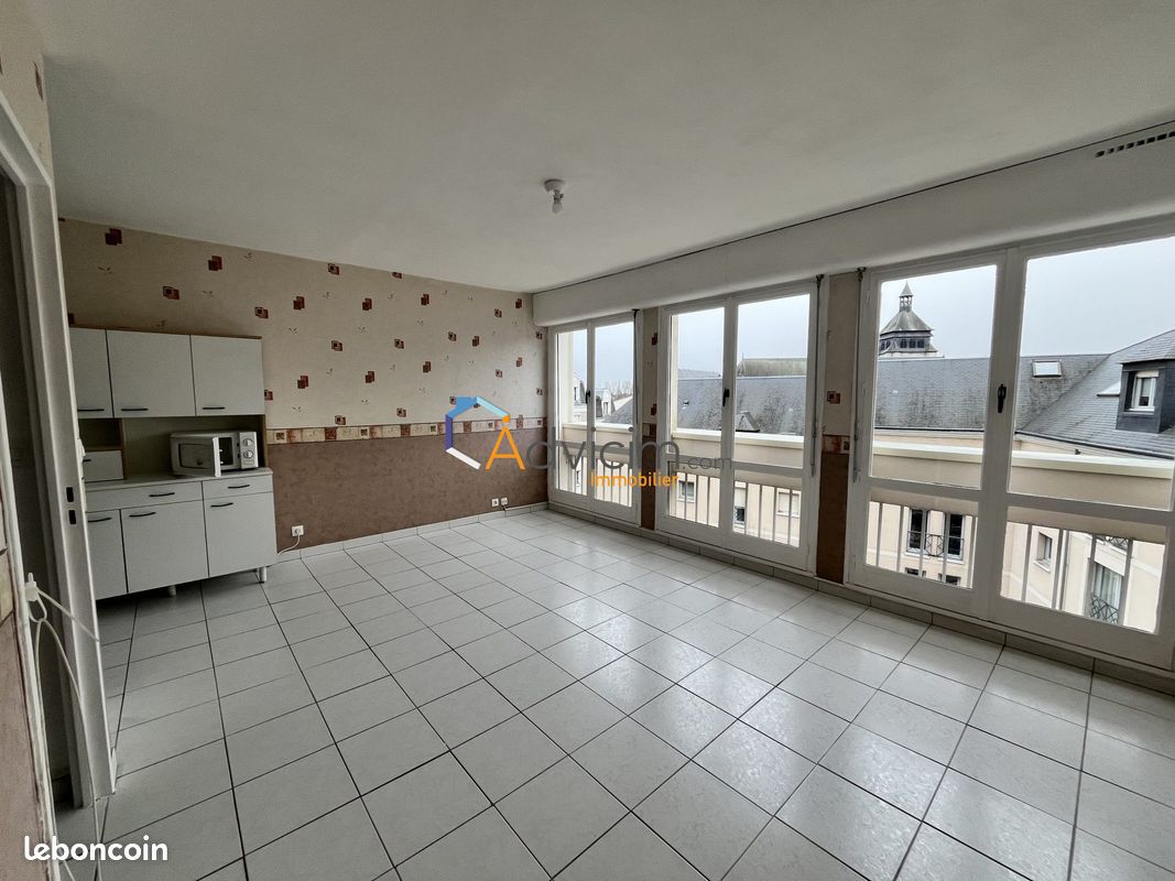 Appartement 1 pièce 28 m² · à Orléans · 28 m² · 503 €/mois