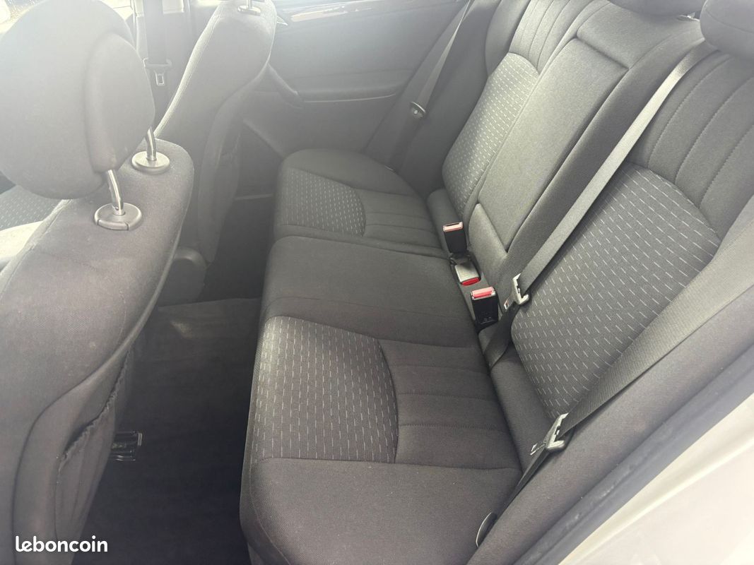 MERCEDES CLASSE C 220 Elégance 2.2 CDI 150 CV 01/2005 224500 KM BOITE DE VITESSE AUTOMATIQUE FEUX XÉNON SUIVI D'ENTR (image 14)