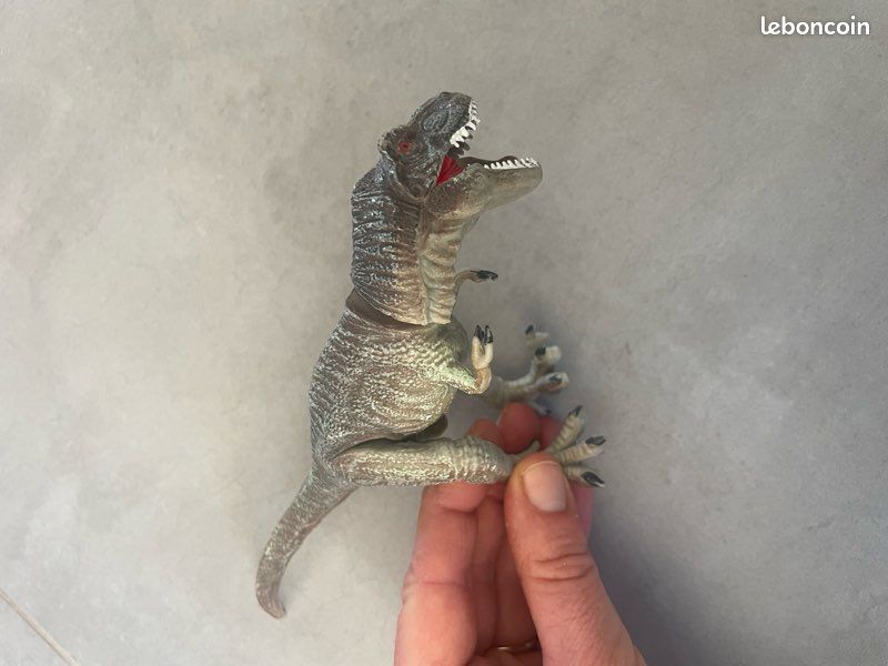 Figurines dinosaures (image 12)