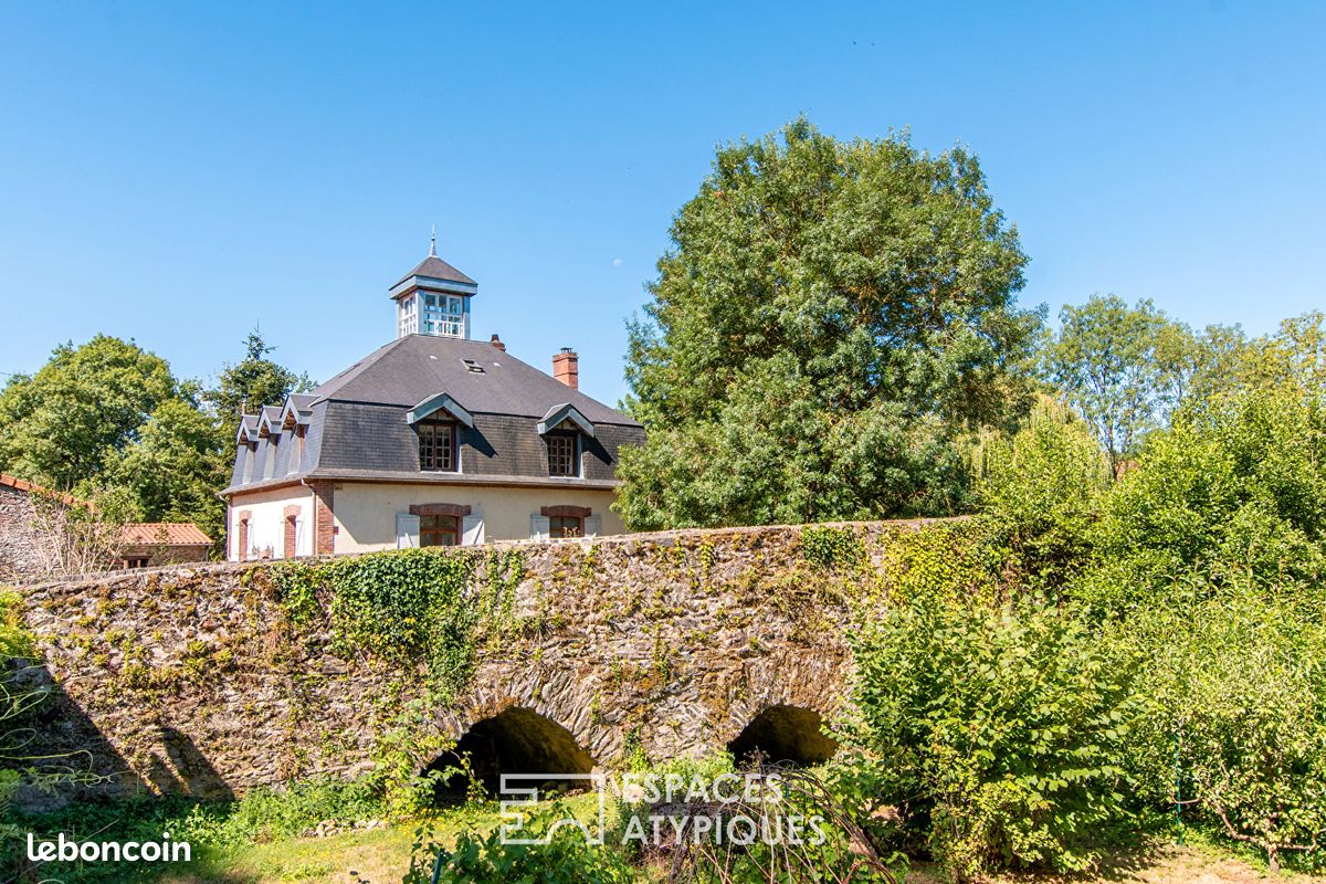 Maison 7 pièces 189 m² · à Montrevault-sur-Èvre · 189 m² · 937 000 €