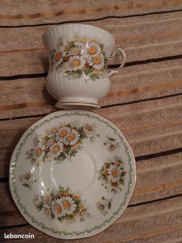 Tasse et soucoupe Queen's October Rosina China Coltd pâquerettes England (image 7)