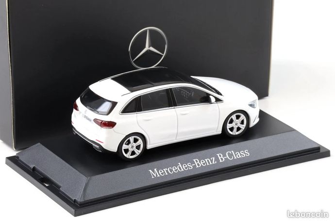 Herpa 077002 - Bâche à Rideau 15 M Blanche En Miniature : Le Petit Accessoire Qui Donne Vie à Vos Dioramas !
