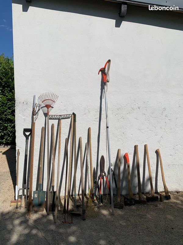 Lot d’outils de jardin (image 1)