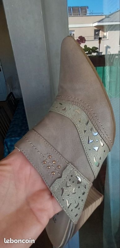 Chaussures ouvertes T 37 (image 4)