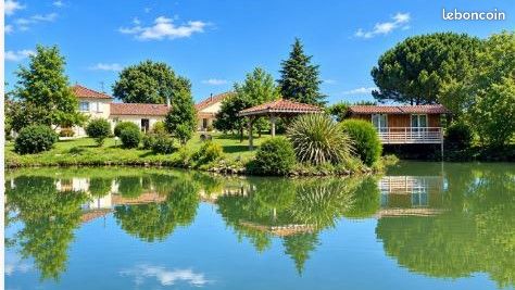 Maison 11 pièces 360 m² · à Mont-de-Marsan · 360 m² · 670 000 €