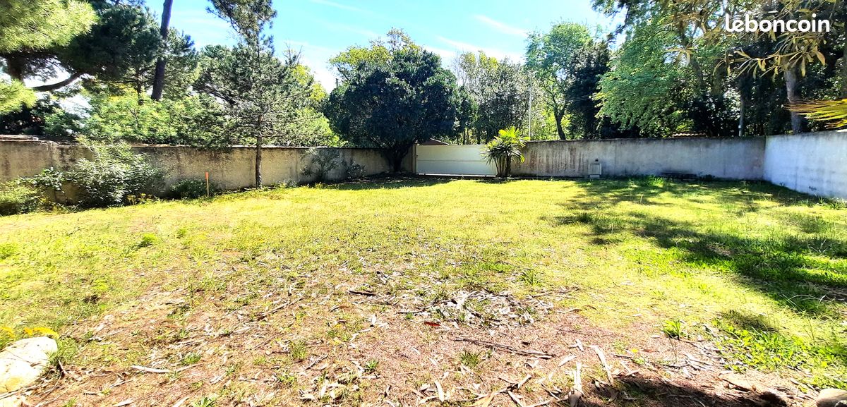 Rare - Terrain à Bâtir - Ile D'Oléron - Chaucre - Saint Georges d'Oléron · à Saint-Georges-d'Oléron · 143 000 €