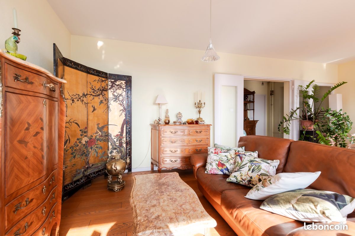 Appartement 5 pièces 130 m² · à Nancy · 130,3 m² · 179 000 €