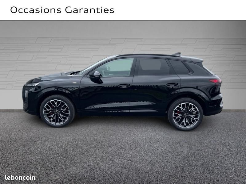 Audi Q3 1.5 TFSI 150ch Hybride S line S tronic 7 (image 2)