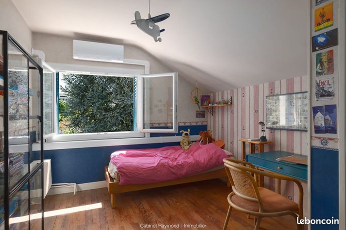 Maison 6 pièces 195 m² — 8