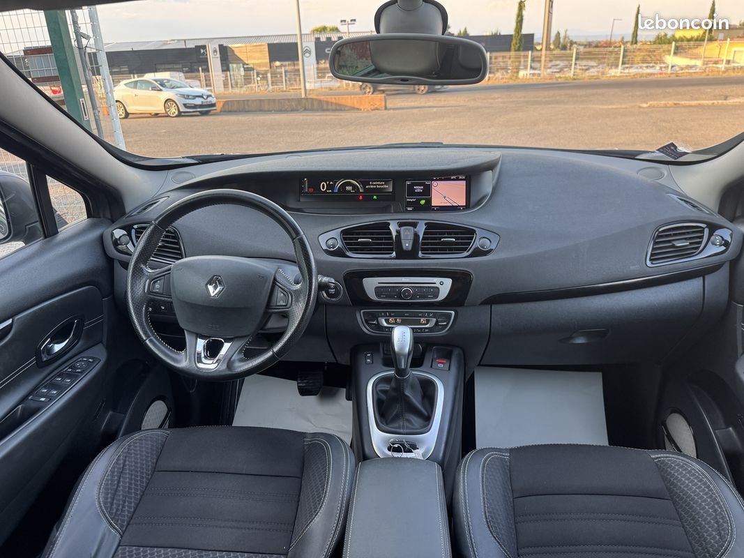 Renault SCENIC III 1.5 DCI 110CH BOSE 2015 EDC (image 7)