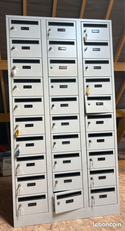 Armoire à lettre (image 1)
