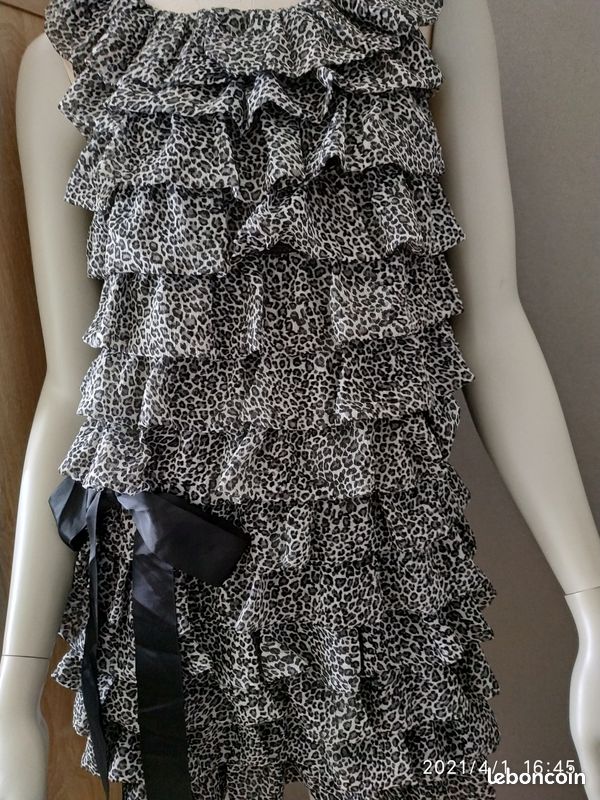 Très jolie blouse-tunique volanté, Imprimé animal, T.38/40, Emilie Collection (image 2)