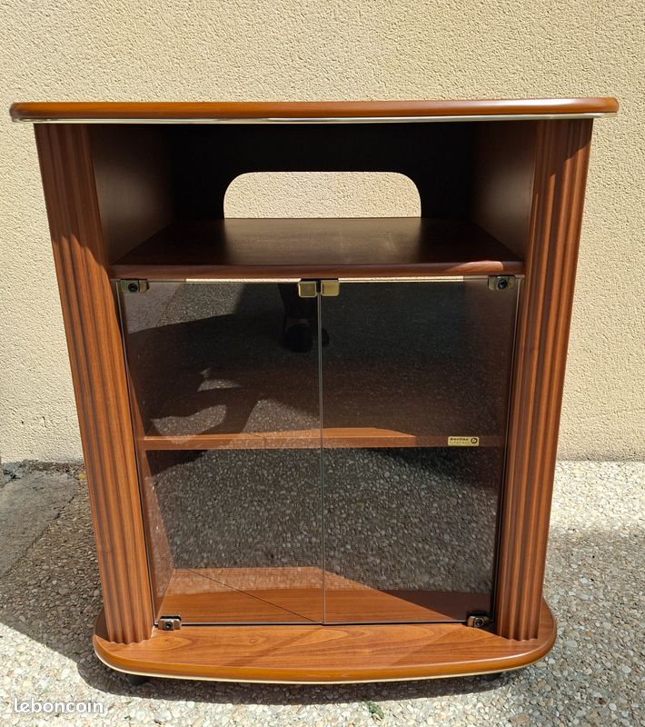 Meuble télévision (image 1)
