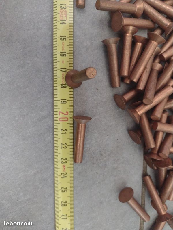 Rivet à frapper en cuivre (image 2)