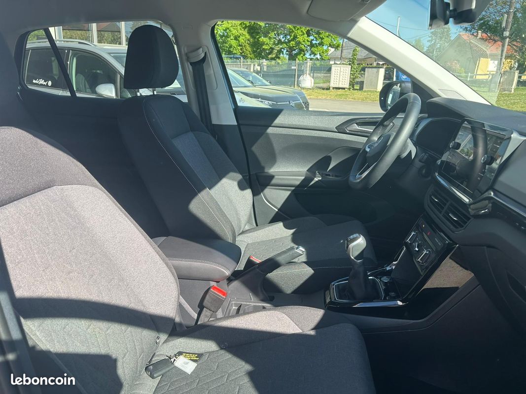 VOLKSWAGEN T-Cross 1.0 TSI 116 Start/Stop BVM6 VW Edition (image 28)