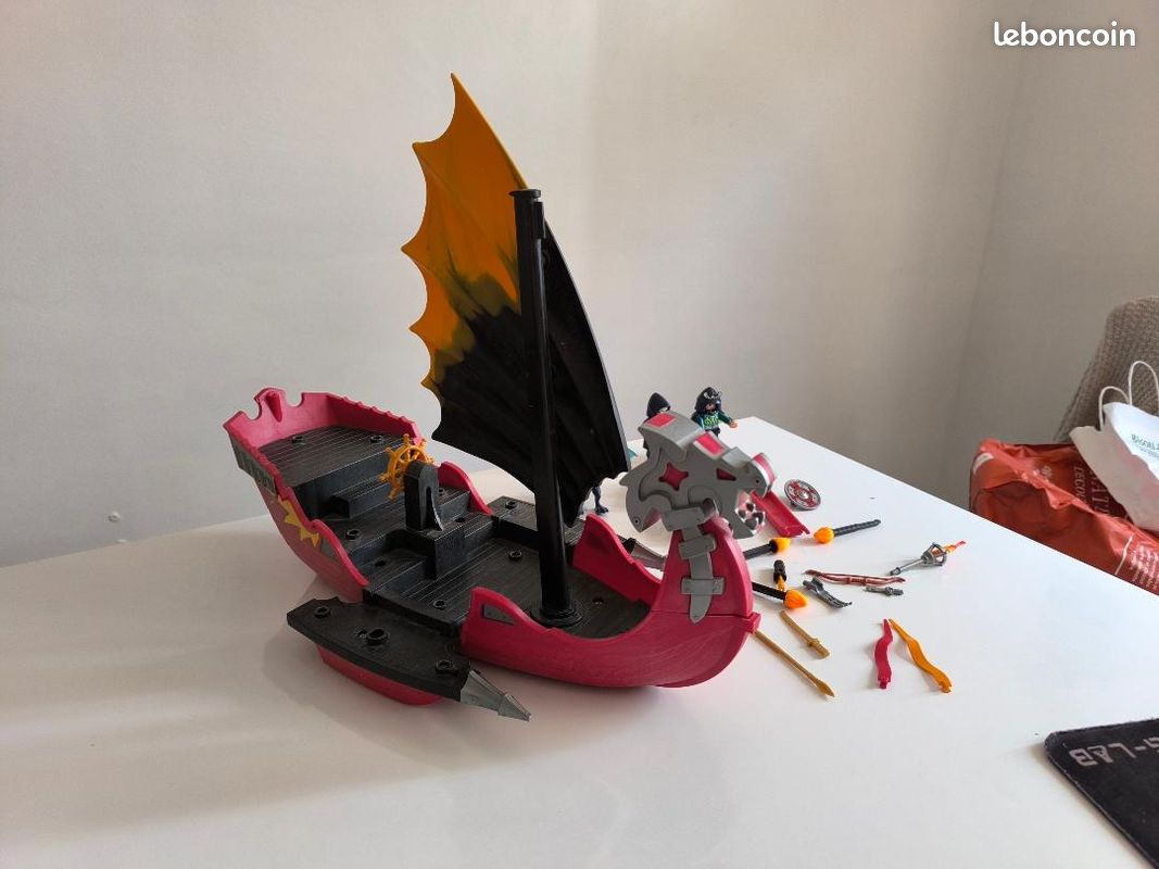 PLAYMOBIL 5481 – Vaisseau D’Attaque Du Dragon – Figurine D’Occasion