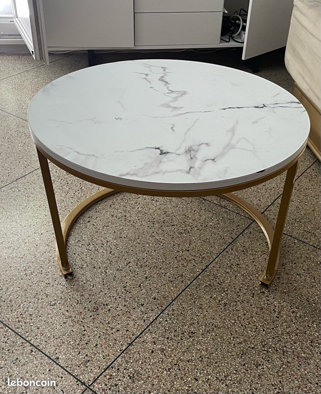 Table métallique et en bois (image 1)