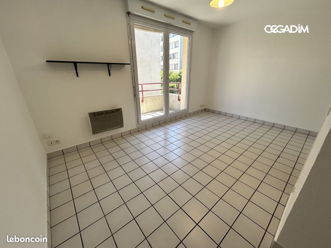 Appartement 1 pièce 23 m² · à Clermont-Ferrand · 23 m² · 390 €
