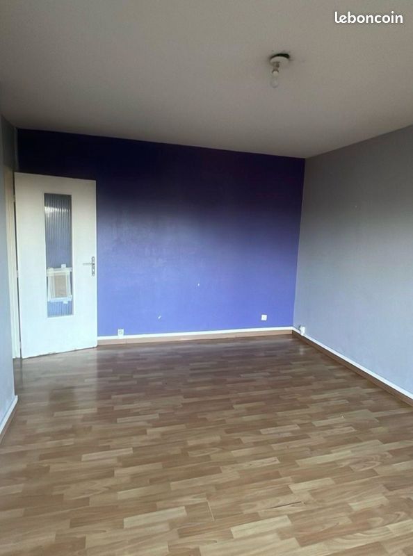 Appartement 4 pièces 77 m² · à Épinal · 77 m² · 85 000 €