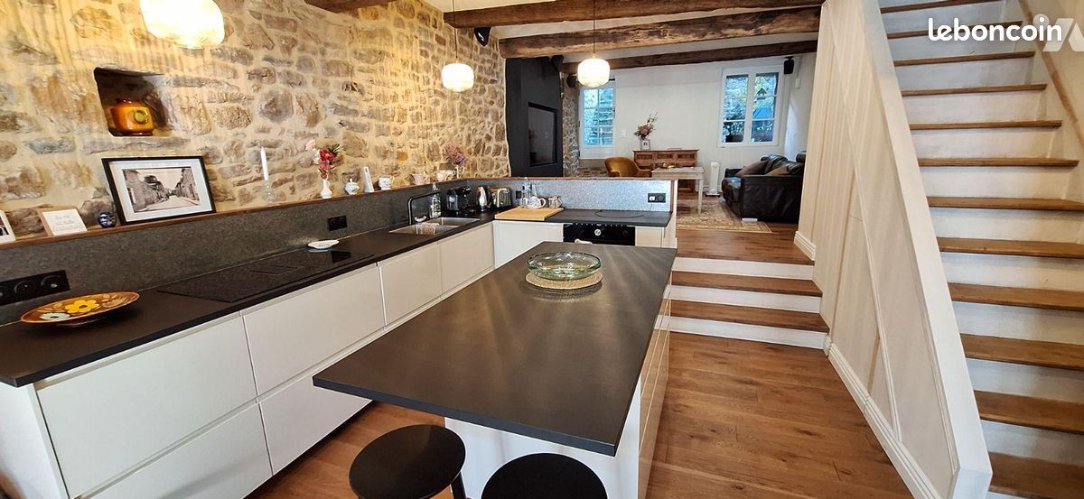 Maison 6 pièces 222 m² · à Saint-Aubin-du-Cormier · 222 m² · 512 050 €