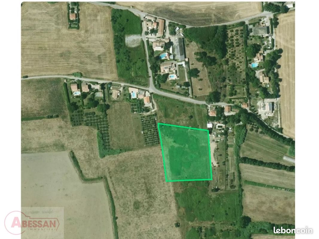 Terrain 9775 m² NIMES · à Nîmes · 170 800 €