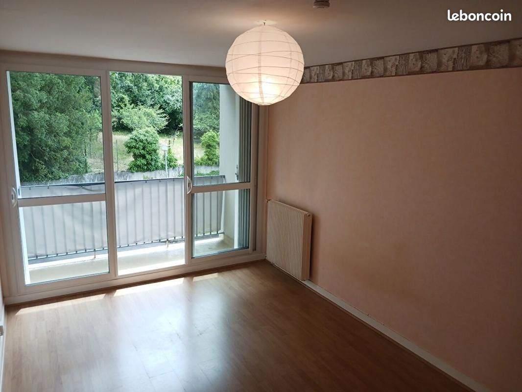 Appartement 1 pièce 32 m² · à Limoges · 32 m² · 374 €