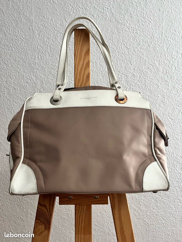 SAC A MAIN NEUF BEIGE « un après midi de chien « Accessoires