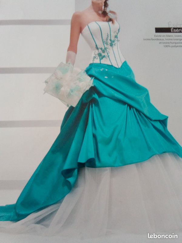 Robe mariée bustier fleurs bleues jupon Vêtements - Main Image