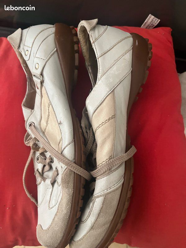 CHAUSSURES nombreuses (image 16)