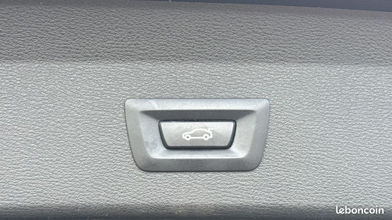 Bmw X1 (F48) SDRIVE18DA 150CH XLINE (image 20)