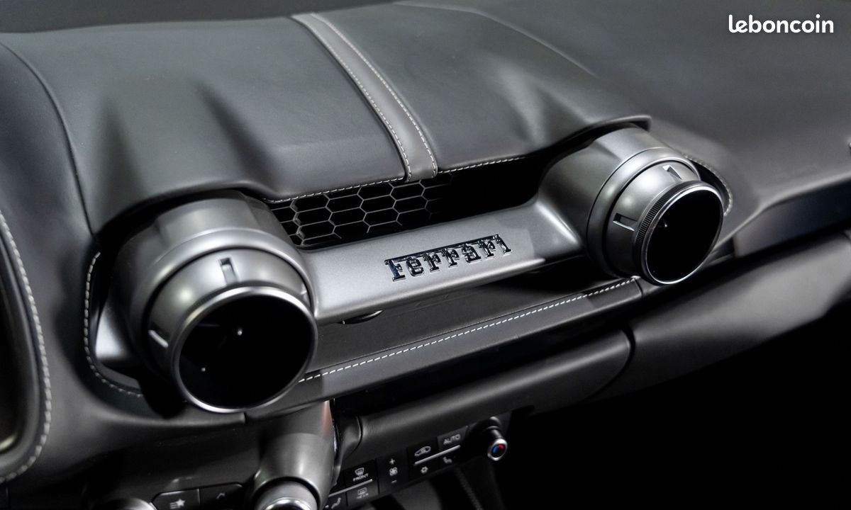 Ferrari 812 Superfast V12 6.5 800Ch – Origine France / Carbone Ext Int / Display / Volant Carbone / 1999 Euros/Mois (image 27)