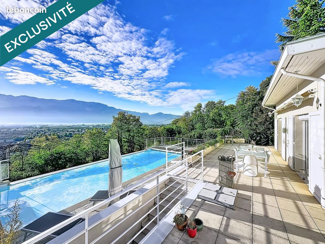 Maison 8 pièces 190 m² · à Tullins · 190 m² · 610 000 €