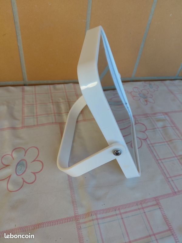 Miroir blanc grossissant (image 1)