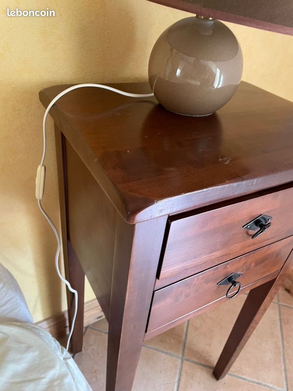 Table de chevet en bois (image 3)