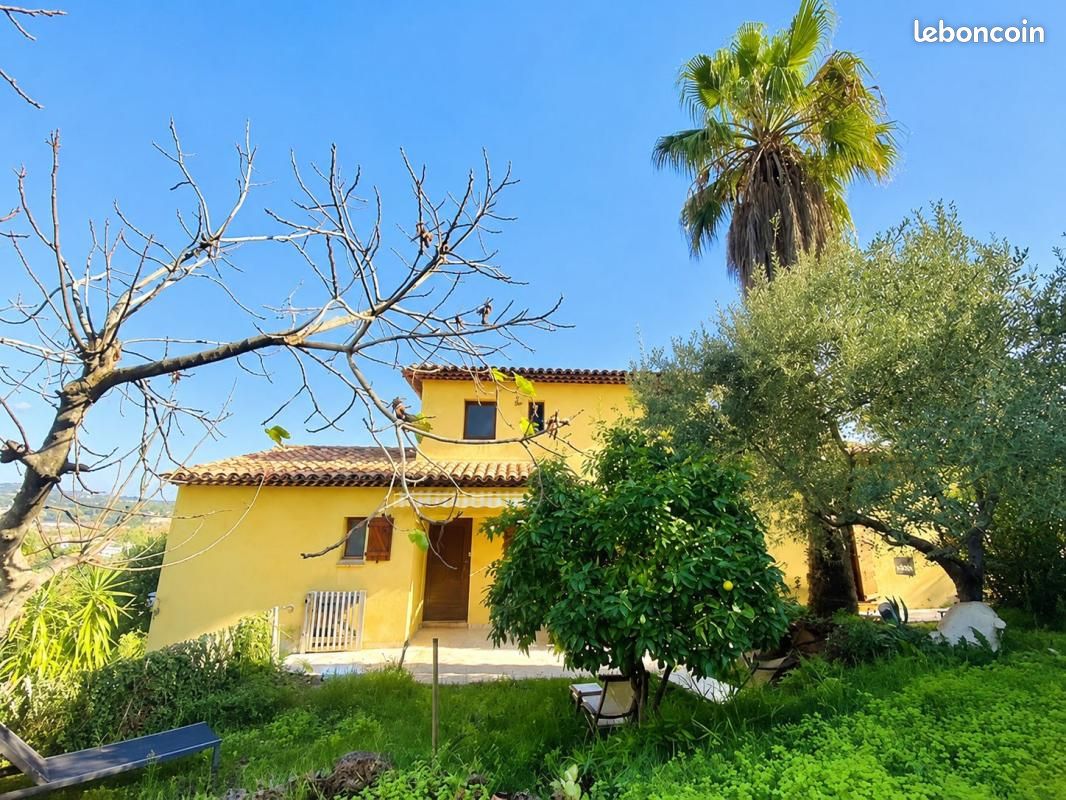 Maison 7 pièces 185 m² · à Mandelieu-la-Napoule · 185 m² · 730 000 €