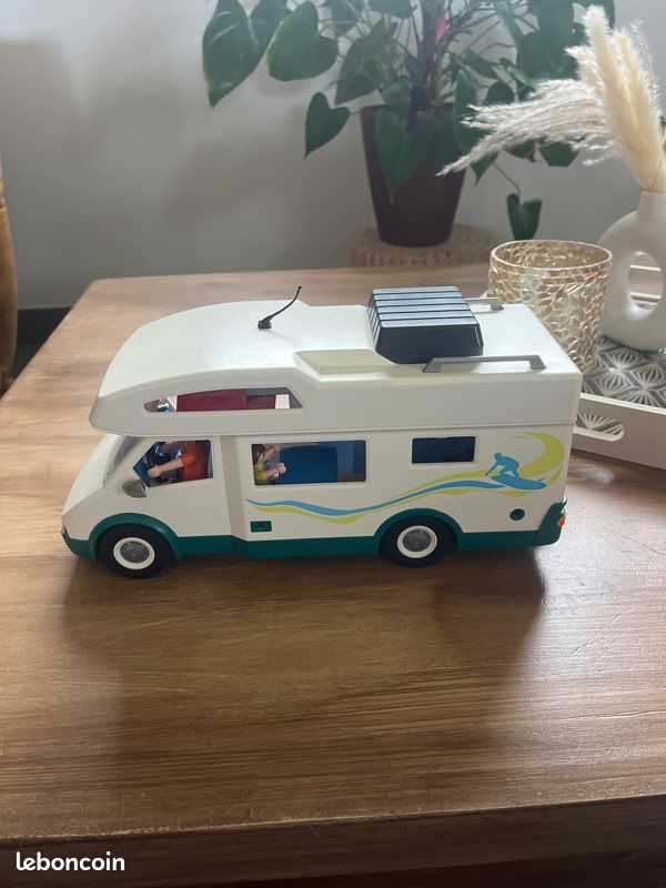 Camping car Playmobil (image 1)