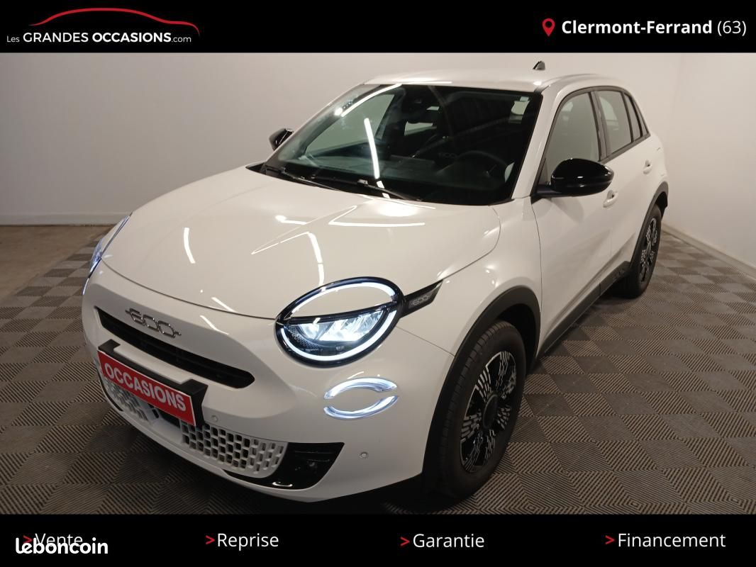 Fiat 600 T-Gen 3 1.2 Hybrid 145ch eDCT6 Pop (image 1)