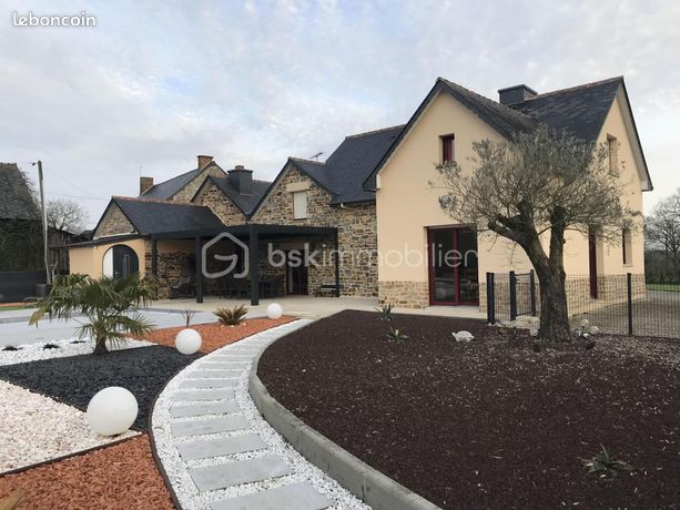 Propriété 7 pièces 205 m²