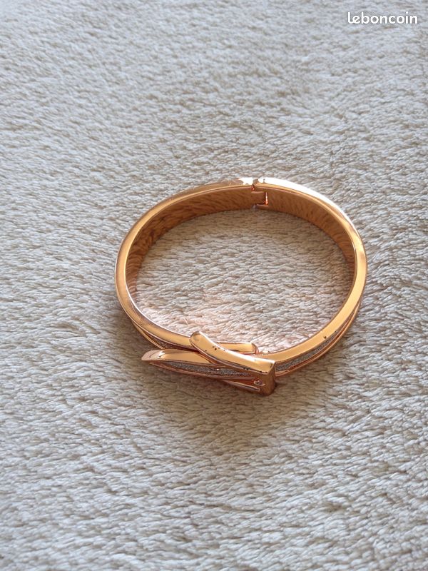 Bracelet rigide ceinture pailletée (image 5)