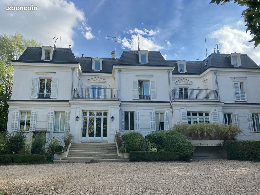 Appartement 4 pièces 118 m² · à Croissy-sur-Seine · 118 m² · 899 000 €