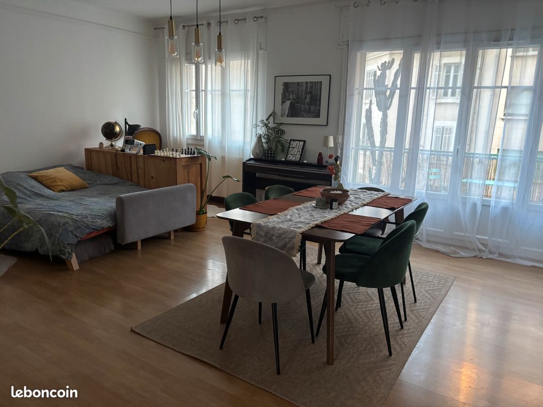 Appartement 3 pièces 81 m² · à Marseille · 81,1 m² · 1 030 €/mois