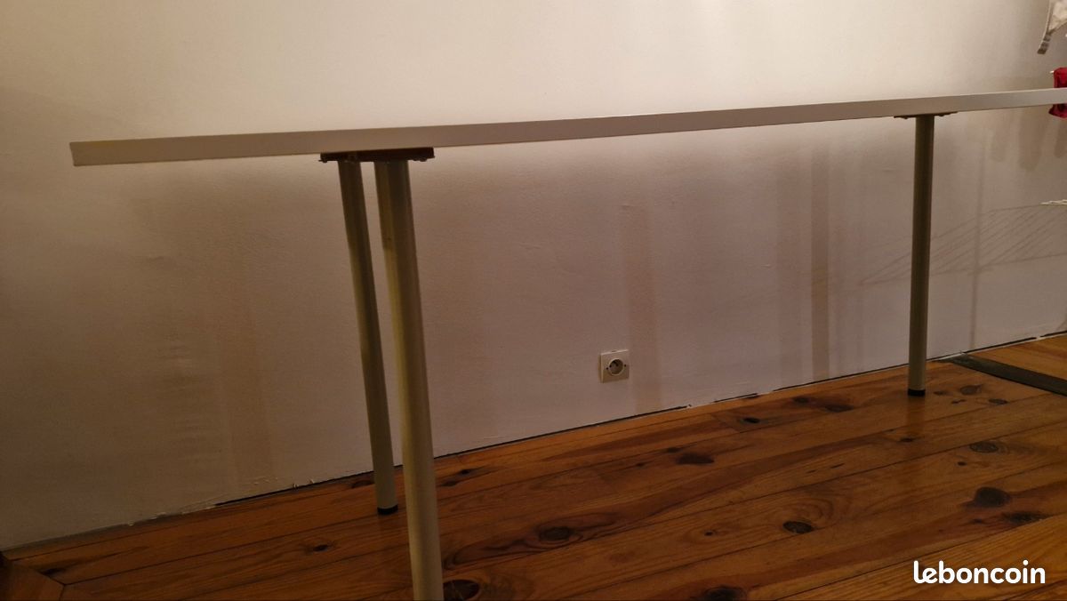 Table d'appoint avec pieds amovibles (image 1)