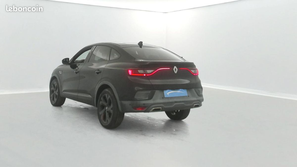 Renault Arkana E-Tech 145 - 21B R.S. Line (image 3)